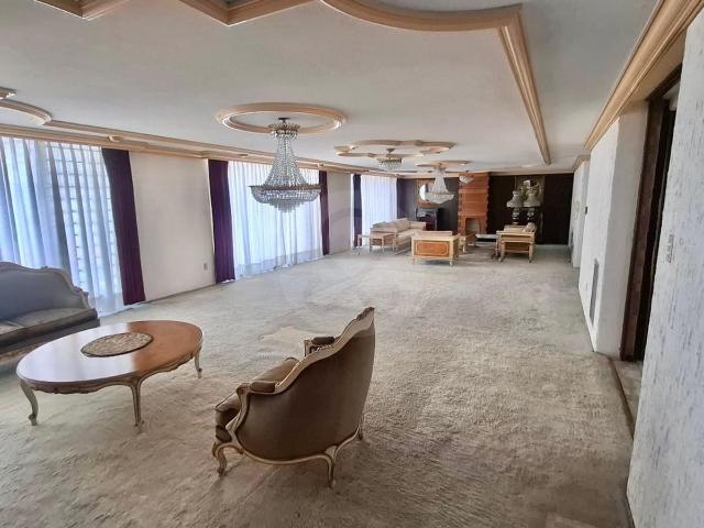 CASA EN VENTA EN JARDINES DEL PREDREGAL