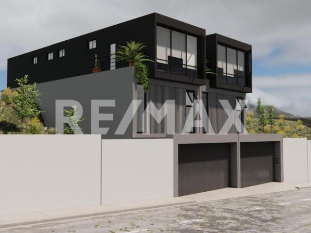 CASA EN VENTA EN JARDINES DEL RUBI, TIJUANA B.C