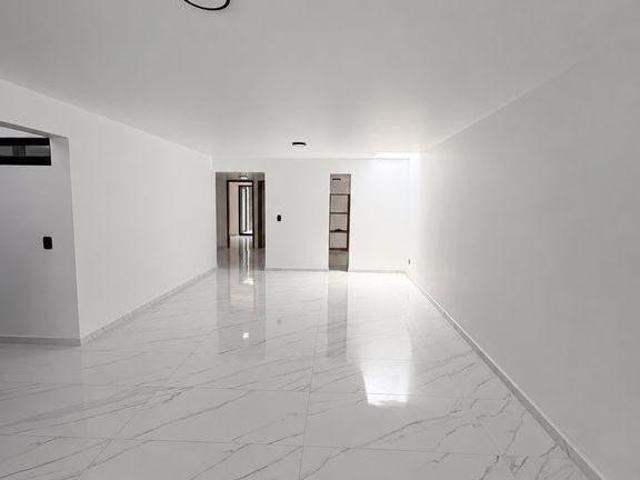 Casa en venta en Jardines del Sol