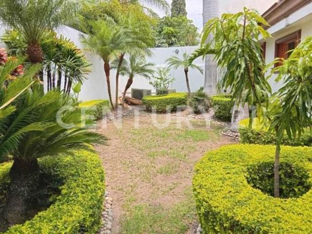 Casa en venta en Jardines del Sol