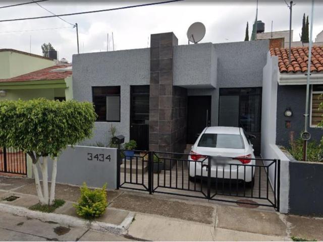 Casa en venta en Jardines del Sur, Guadalajara, Jalisco