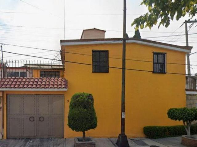 CASA EN VENTA EN JARDINES DEL SUR XOCHIMILCO CDMX