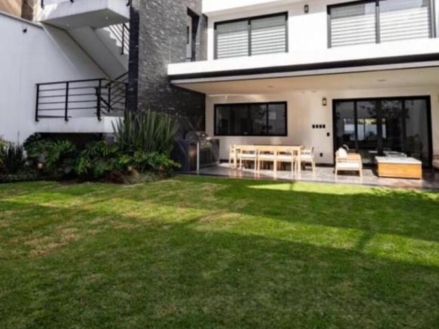 Casa en venta en Jardines en la Montaña