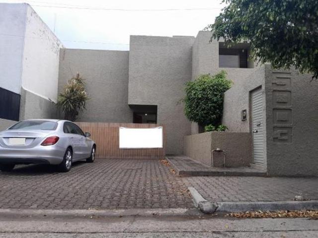 Casa en venta en Jardines Guadalupe, Zapopan, Jalisco
