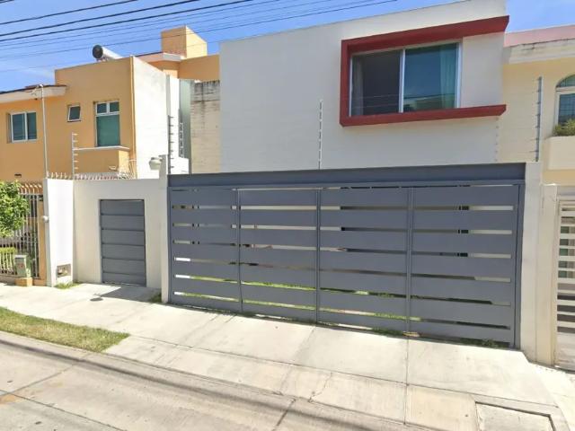 Casa en venta en Jardines Vallarta, Zapopan, Jalisco
