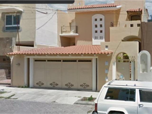 Casa en venta en Jardines Vista Hermosa, Colima, Colima