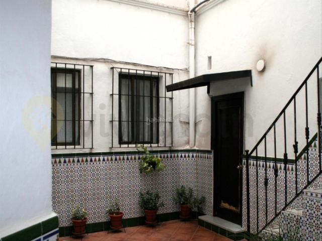 Casa en venta en Jerez de la Frontera, Madre de Dios. CASA DE VECINOS CON 8 APARTAMENTOS. Casas Jerez de la.