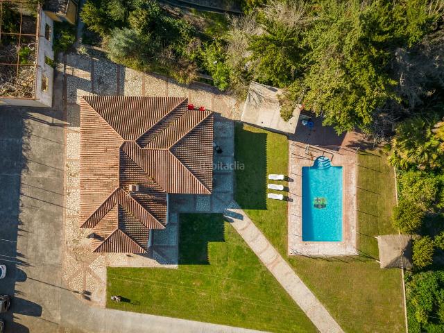 Casa en venta en Jimena de la Frontera. Magnífica finca de 5 dormitorios. Casas Jimena de la.