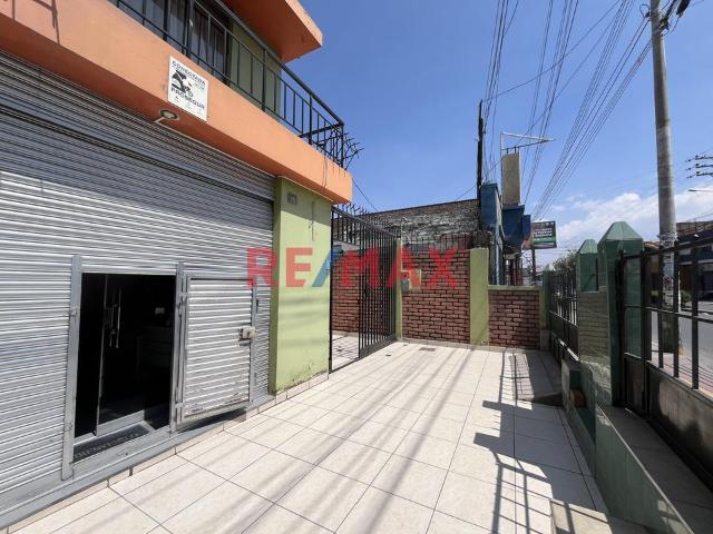 Casa En Venta En Jlbyr Av. Principal