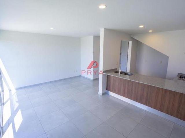 Casa en Venta en Jocotepec |Residencial del Lago con Roof Garden y Vista al Lago