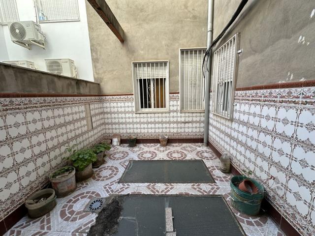 Casa en venta en Jódar. ESTUPENDA CASA EN JÓDAR ZONA CENTRO. Casas.