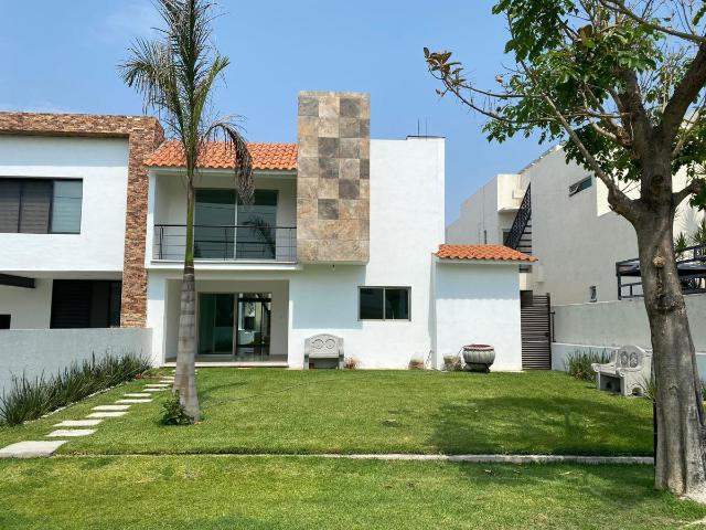 Casa en venta en Jose G Parres, Jiutepec, Morelos