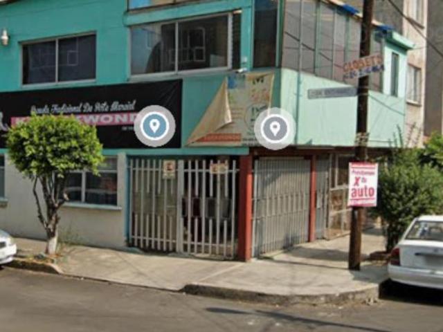 Casa en Venta En José Ma Morelos, Col. Constitución de 1917, Iztapalapa, CDMX
