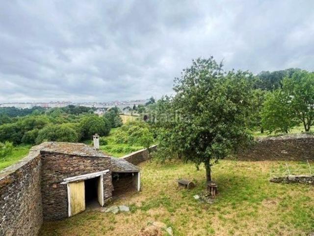 Casa en venta en Lugo, Sagrado Corazón As Gándaras. Se vende casa en zona Fontiñas. Casas.