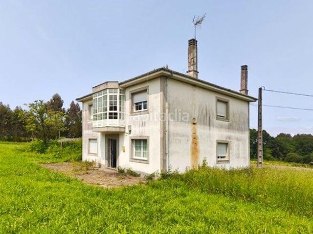 Casa en venta en Lugo, Parroquias del Este. Se vende casa con terreno en Muxa. Casas.