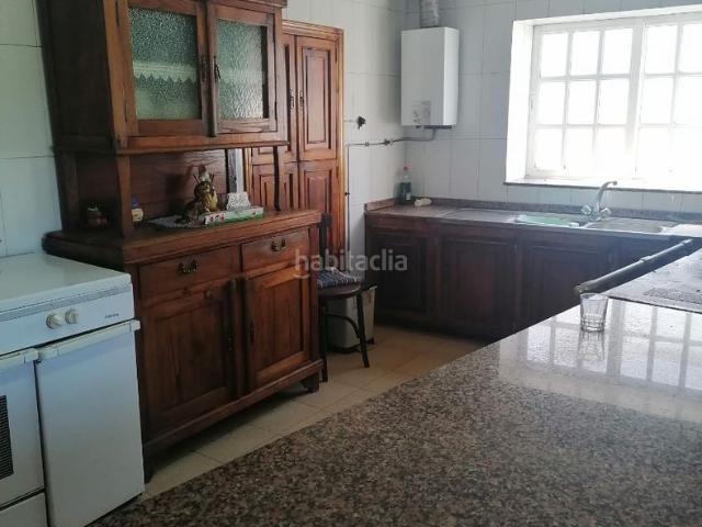 Casa en venta en Chantada. CASAS CON MUCHAS POSIBILIDADES. Casas.