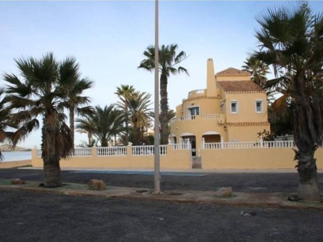 Casa en Venta en La Manga del Mar Menor