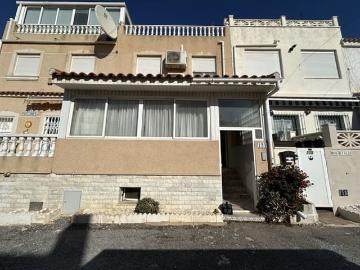 Casa en venta en La Marina, Alicante Costa Blanca