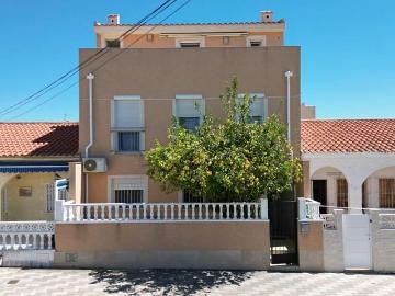 Casa en venta en La Marina, Alicante Costa Blanca