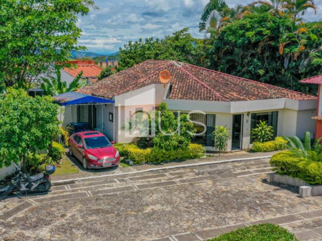 Casa En Venta En La Mesa En La Mesa V372412