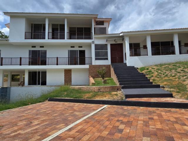 Casa En Venta En La Mesa En La Mesa V406538