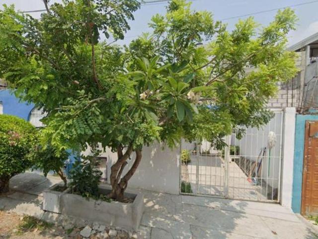 Casa en Venta en La Misión, Tuxtla Gutiérrez, Chiapas. CLL