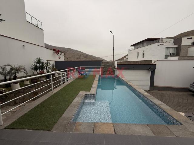 Casa en venta en La Molina a S/2,408,000