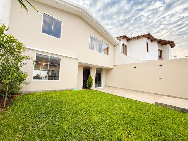 Casa en venta en La Molina a $480,000