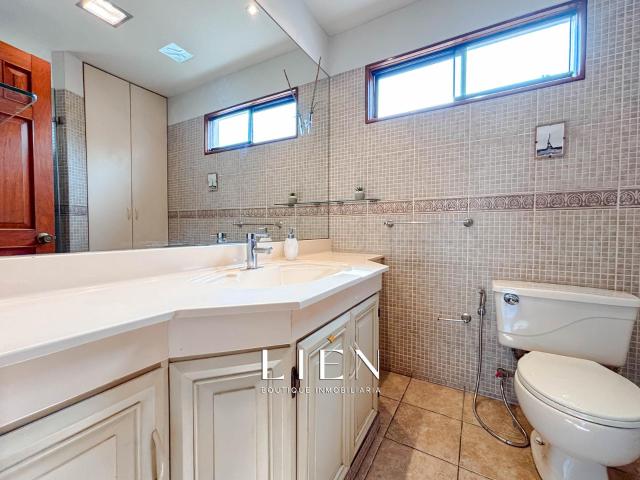 Casa en venta en La Molina a $525,000