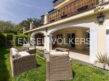 Casa en venta en La Moraleja, Urbanización La Moraleja. Exclusivo chalet unifamiliar en La Moraleja. Casas La.