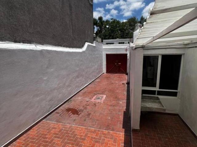CASA EN VENTA EN LA NUEVA SANTA MARÍA