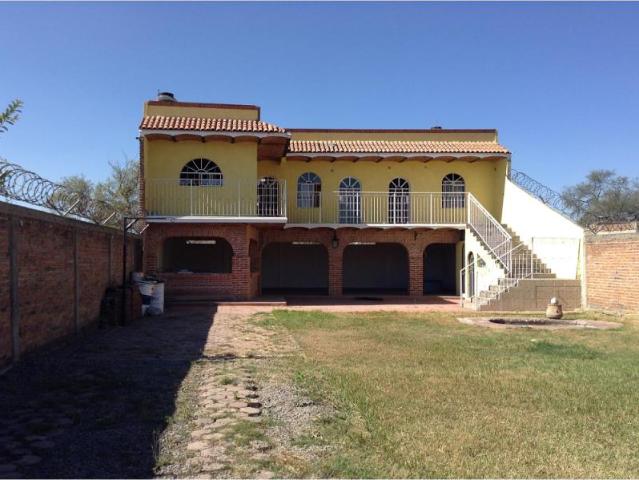 Casa en venta en La Azucena, El Salto, Jalisco