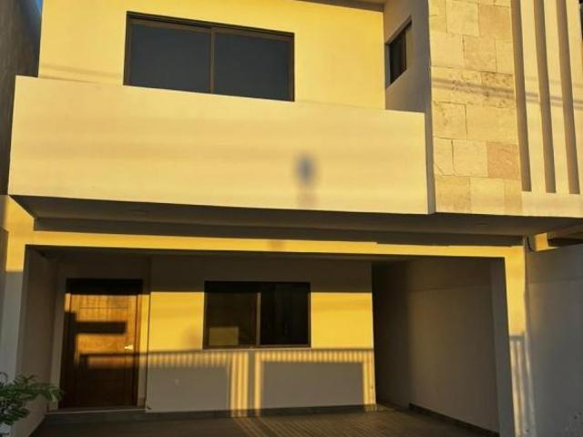 Casa en Venta en la Ampl Unidad Nal. Cd. Madero, Tam