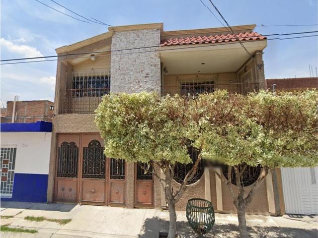 Casa en venta en La Arboleda, Cortazar, Guanajuato