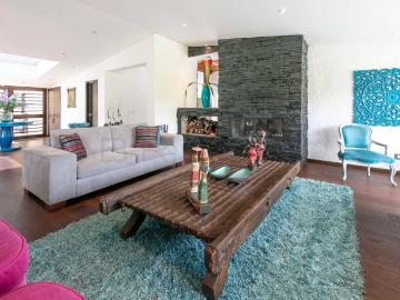 Casa En Venta En La Calera En. V175970