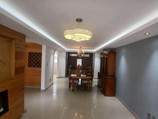 Casa en Venta en la Calle los Ciruelos Mza 12 en los Arcos del Alba, Cuautitlán Izcalli