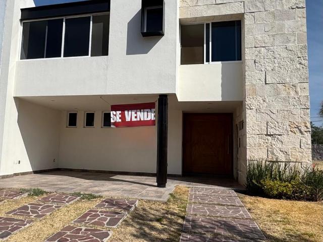 Casa en Venta en la Campi?a del Bosque con 3 rec?maras con ba?o