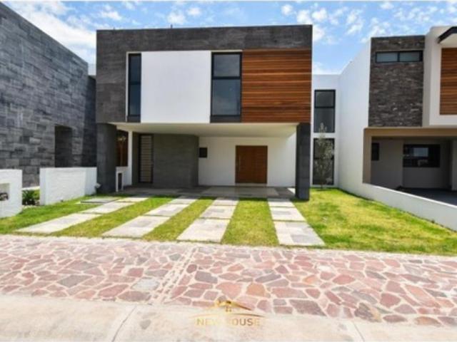 Casa en venta en La Campiña, León, Guanajuato
