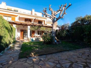 Casa en venta en La Cañada, Valencia