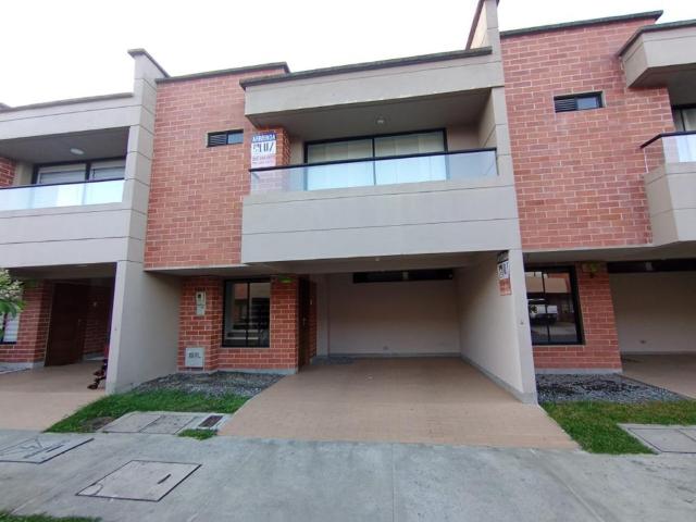 Casa En Venta En La Ceja En. V202034