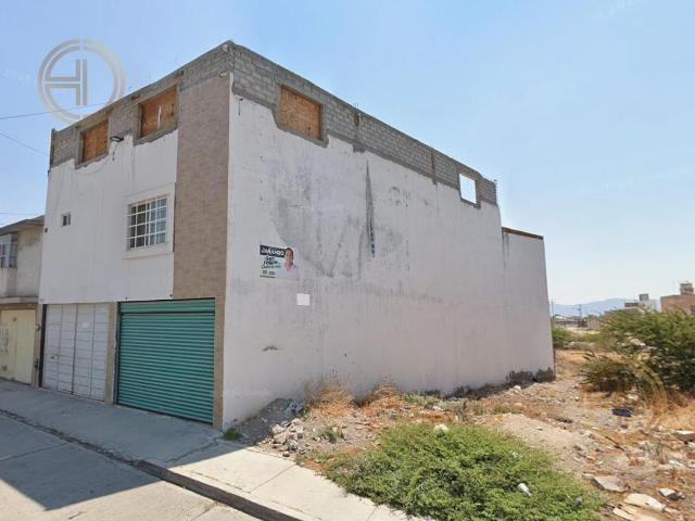 Casa en Venta en la Col. Zapotes a 5 min. del Jard?n Principal de San Felipe, Guanajuato
