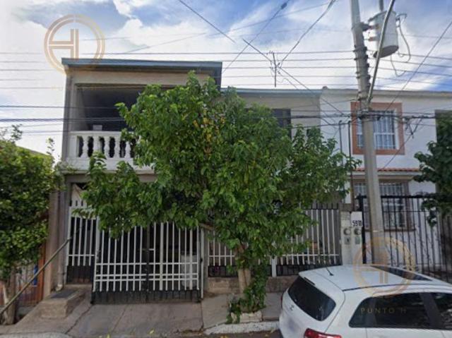 Casa en Venta en la Col. Melchor Ocampo a 9 min. de la Central de Abastos de Chihuahua