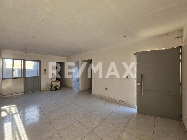 Casa en venta en la Colonia Ampliación Miguel de la Madrid cercana a Bandera Monumental de Durango