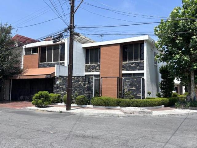Casa en Venta en La Colonia Anáhuac San Nicolás