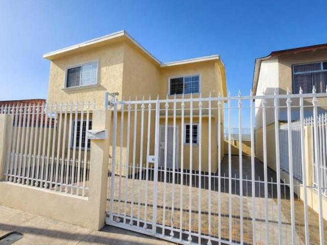 CASA EN VENTA EN LA COLONIA ALTAMIRA, CERCA DE CASA DE LA CULTURA 4