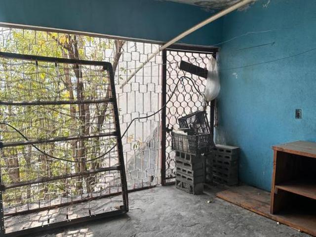 Casa en venta en la colonia Burócratas Municipales