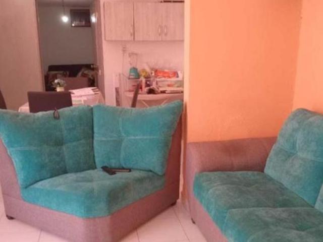 Casa en Venta en la Colonia Los Reyes Acaquilpan en Texcoco de Mora, Estado de México, C. P.56400
