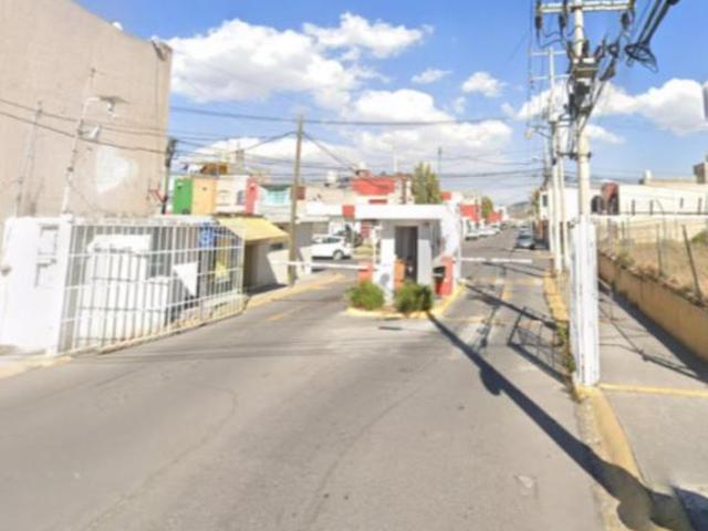 Casa en venta en la Colonia La Loma en Zanatepec, Estado de México