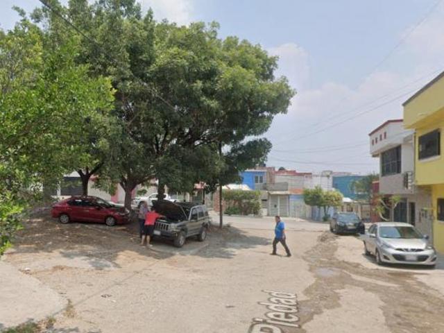 CASA EN VENTA EN LA COLONIA LA MISION, TUXTLA GUTIERREZ, CHIAPAS SF
