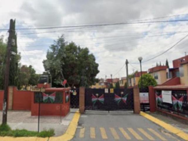 Casa en venta en La Colonia San Miguel Totoltepec en la Alcaldía Toluca, Estado de México